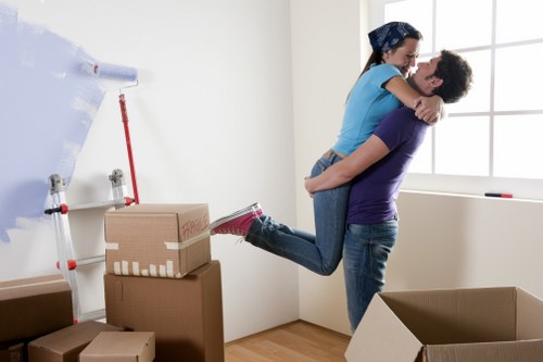 Kingston man and van helping with boxes and flat relocation
